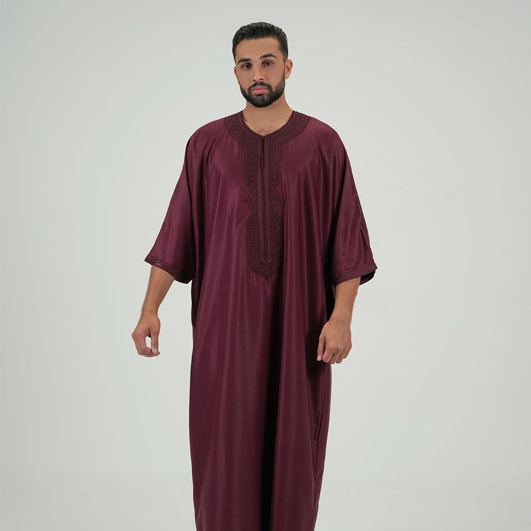 Embroidered kandoora with Short Sleeves Burgundy Color