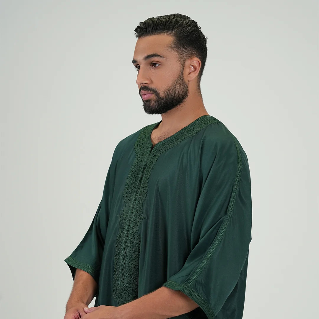 Embroidered kandoora with Short Sleeves For Men Deep Green color