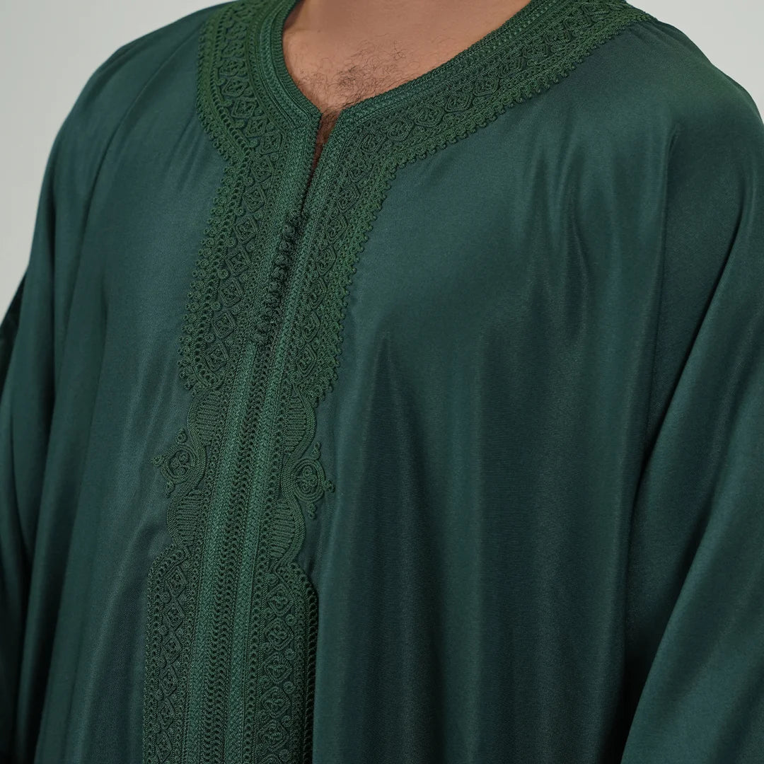 Embroidered kandoora with Short Sleeves For Men Deep Green color